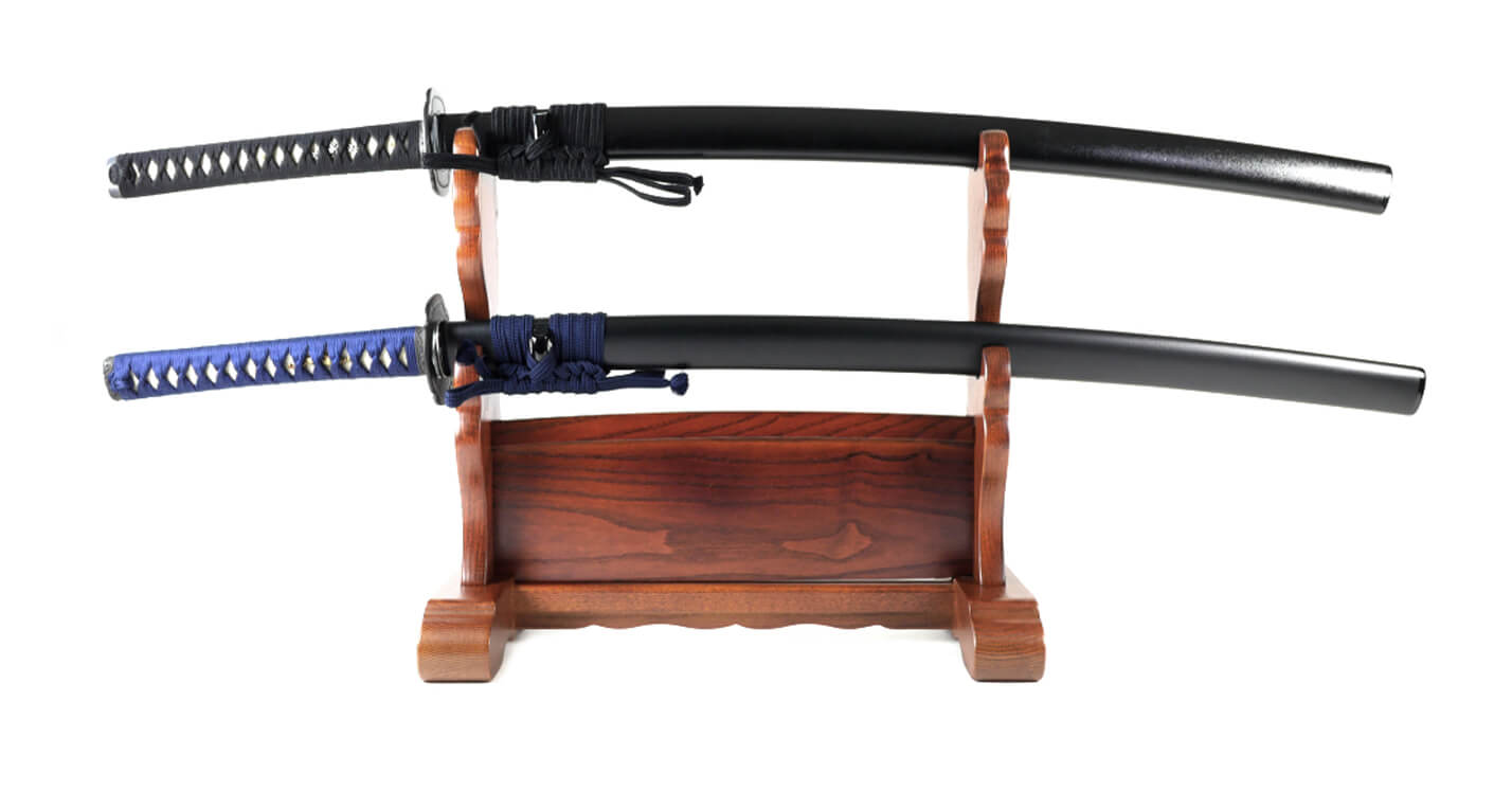 Présentoir en bois pour 3 épées ou Katanas Commencement